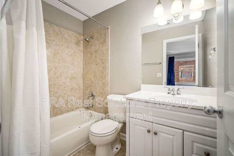 CIncinnati Condo: 2132 Gilbert Ave.
