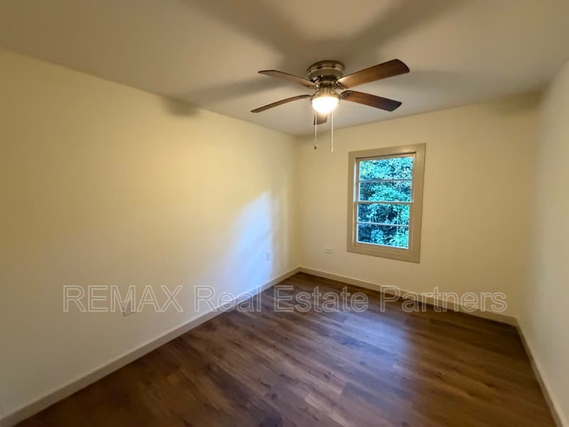 Hattiesburg House: 711 N 19th Ave