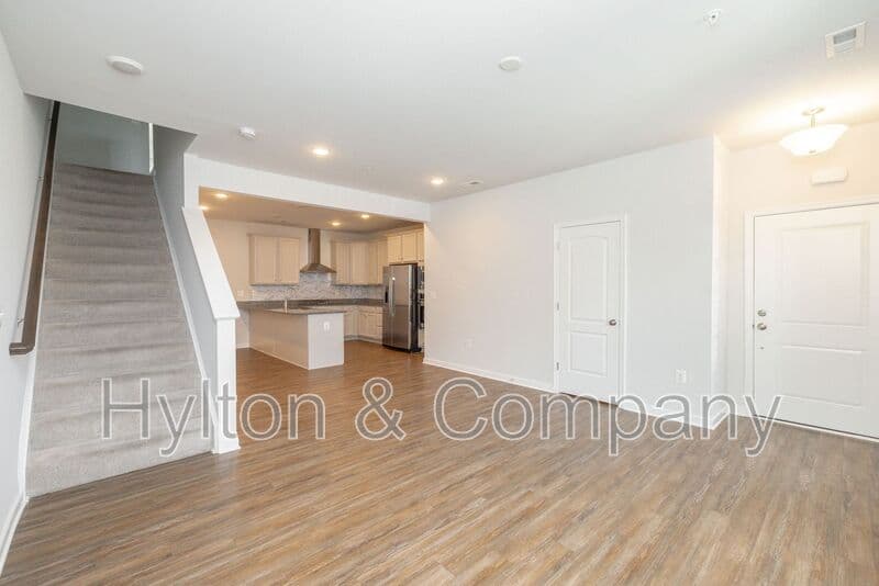Richmond Townhome: 5920 Whitehurst Ln