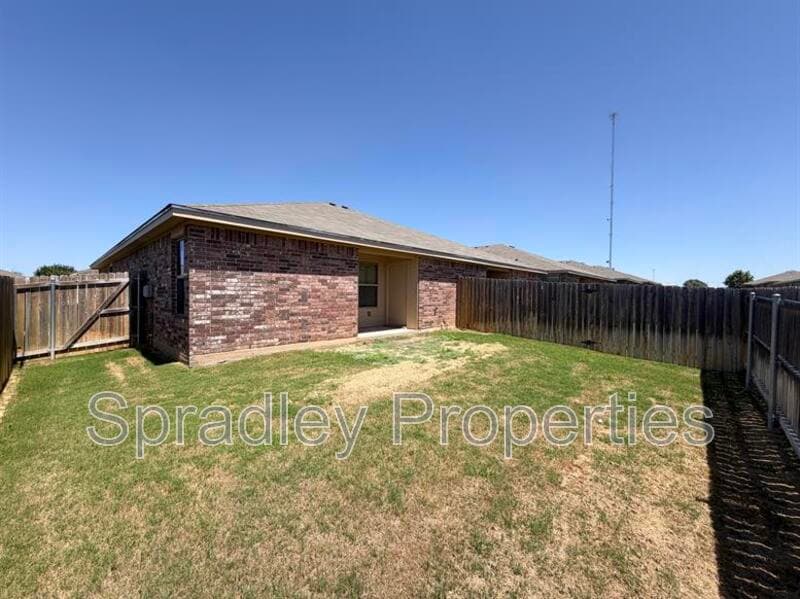 Belton Townhome: 1573 Kal Ct