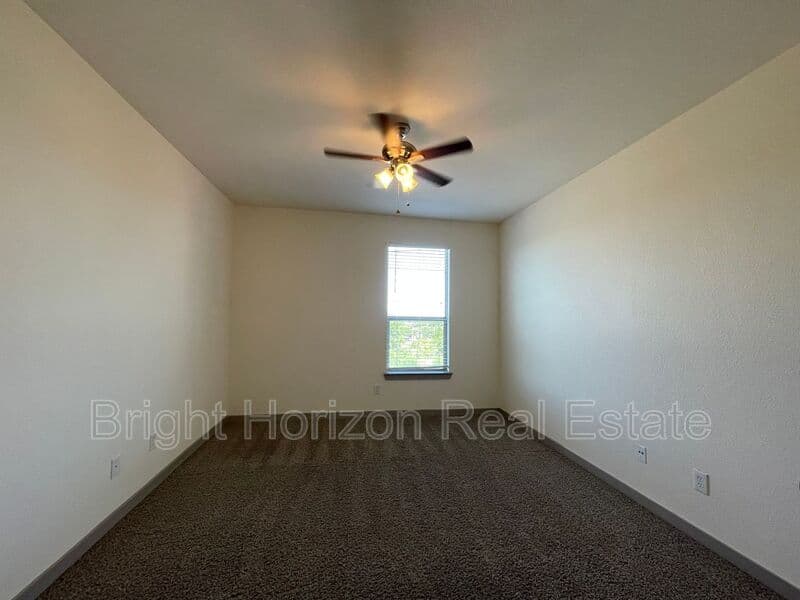 Hurst Condo: 3629 Valley Vista Drive