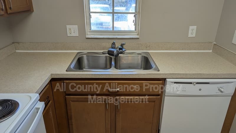 Zephyhills Townhome: 37549 Daliha Terrace