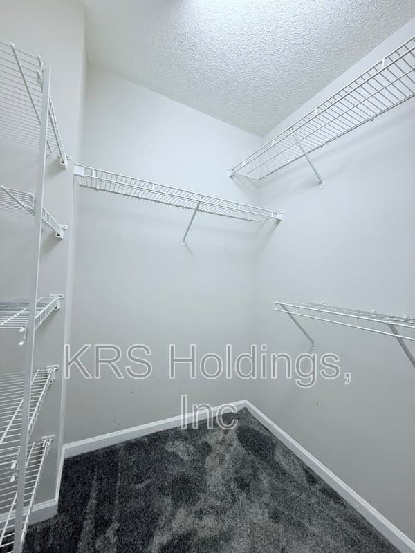 Raleigh House: 6920 Dawnalia Court