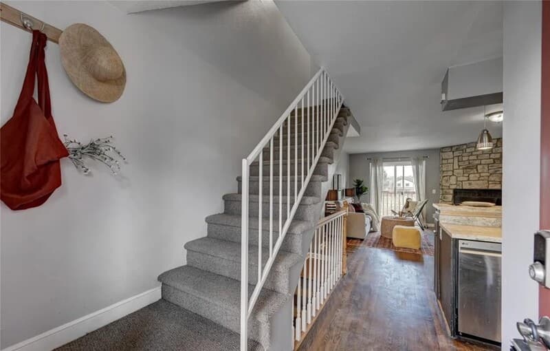 Aurora House: 1268 S Idalia St