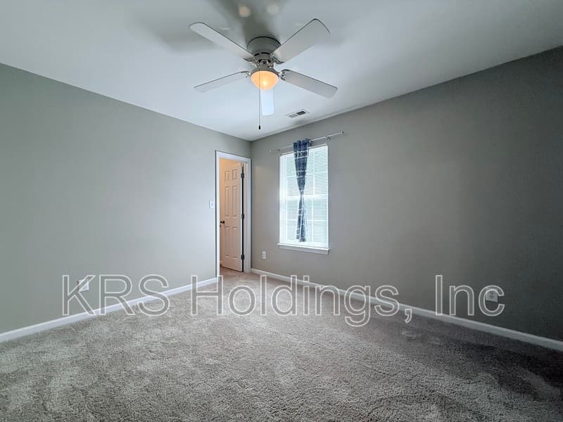 Fuquay Varina House: 232 N Honey Springs Avenue