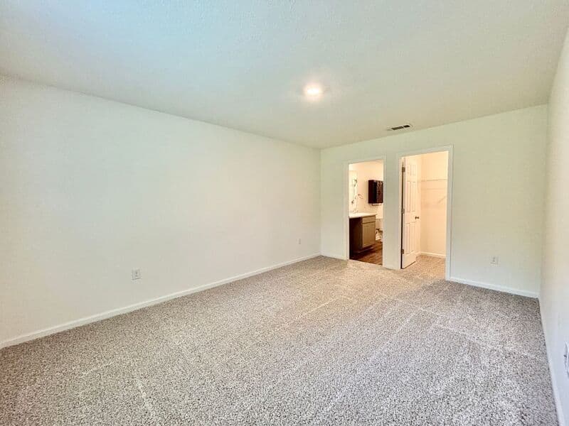 Pensacola House: 7812 Maxton Rd
