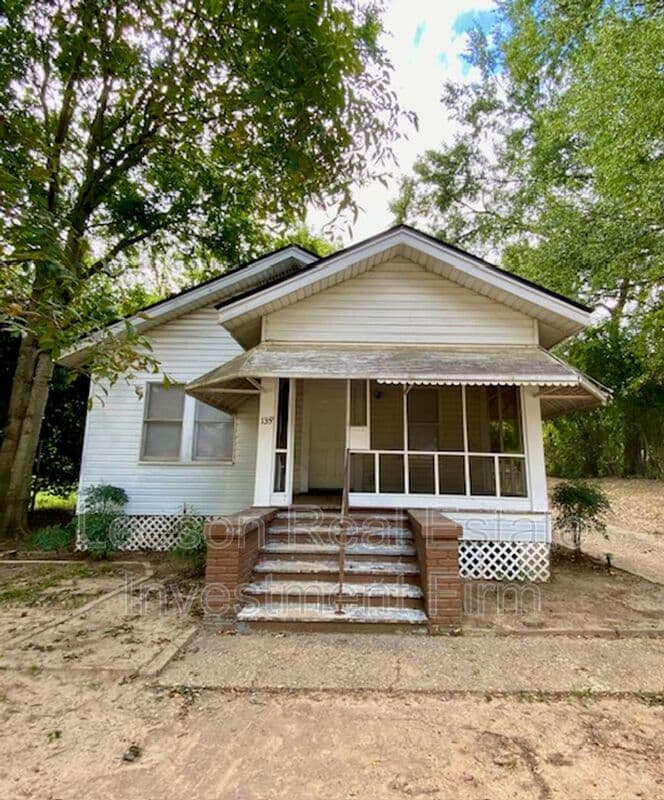 Shreveport House: 135 E Olive Street