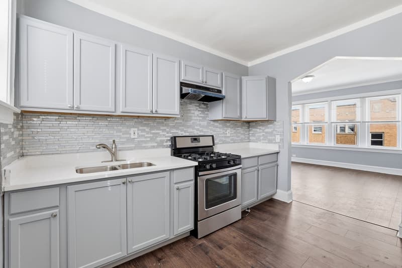 Chicago Condo: 8001 South Emerald Avenue - 719-#2