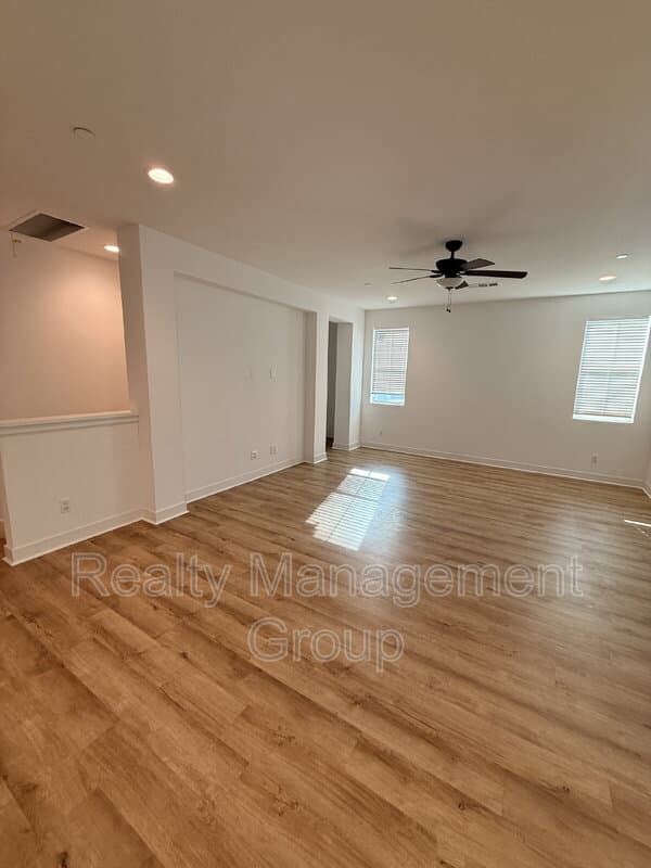 Santee House: 8711 Aruba Lane