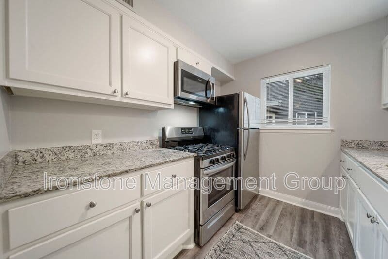 Tulsa House: 3636 S Indianapolis Ave
