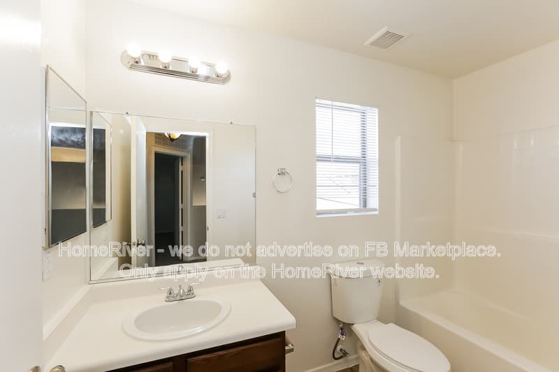 Buckeye House: 5848 S 236th Dr