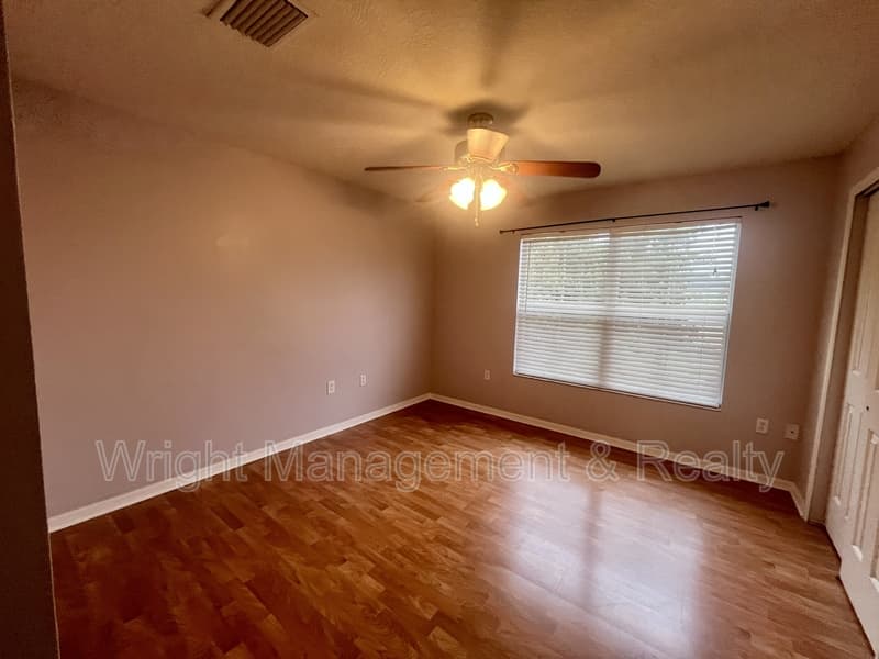 Tampa Townhome: 8710 Sheldon Creek Boulevard