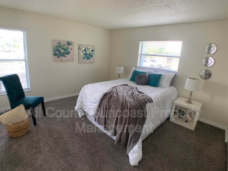 Pinellas Park Condo: 7450 35th St N #1002