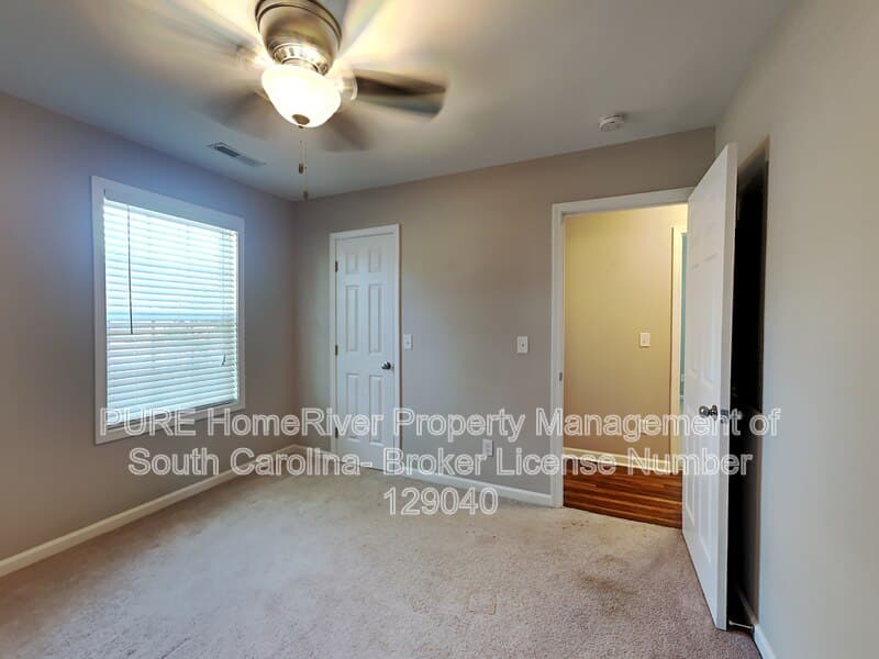 Sumter House: 1815 Duke Dr