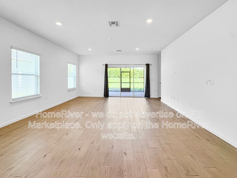 Ocala House: 4477 NW 14th Loop