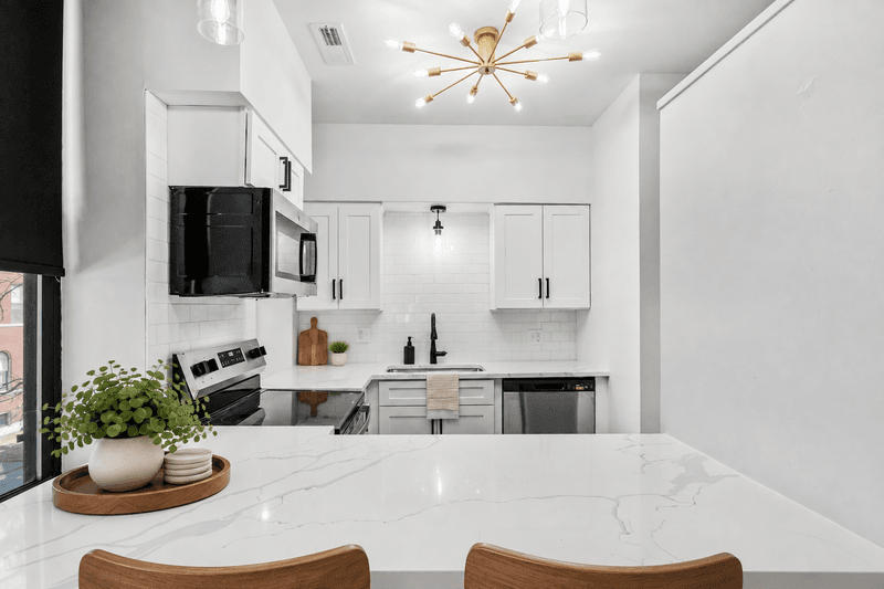St. Louis Condo: 2200 Menard St