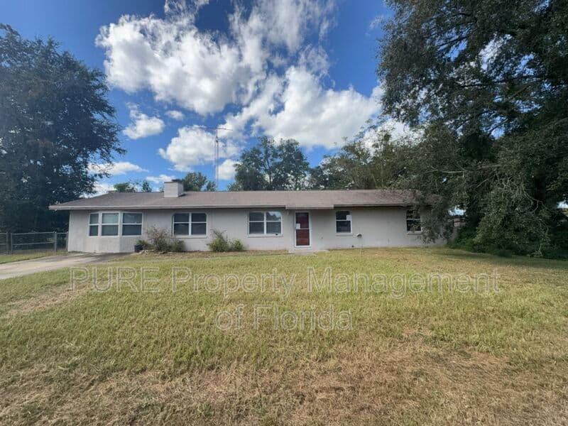 Summerfield House: 13606 SE 48th Court