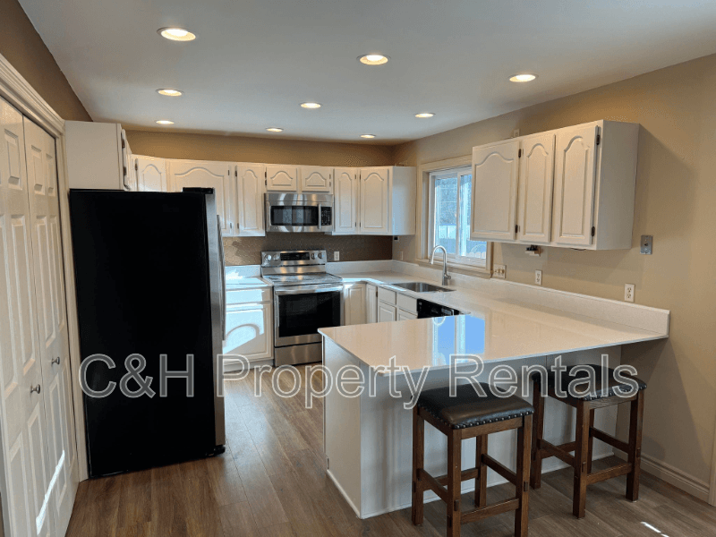 Billings Condo: 2080 Glasser Place - 1