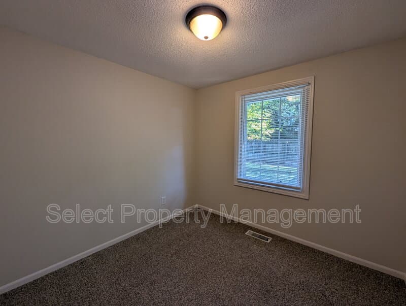 Fort Wayne House: 2508 Repton Drive