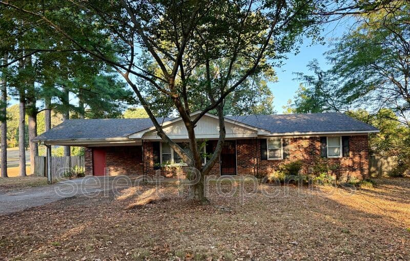 Jonesboro House: 3801 Devon
