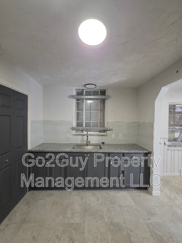 Detroit House: 5234 Berkshire