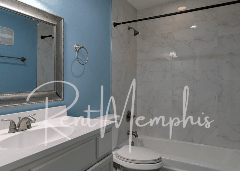 Memphis Condo: 358 East Parkway North