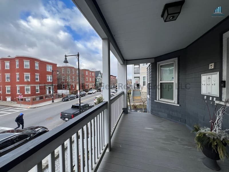 Dorchester Condo: 142 Washington St