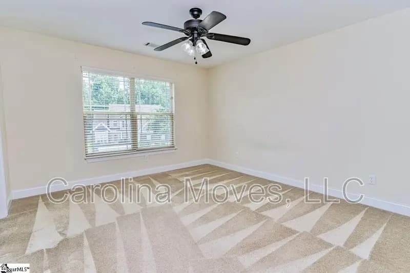Simpsonville House: 4 Cedar Hill Court