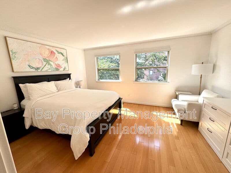 Philadelphia House: 834 N Newkirk St