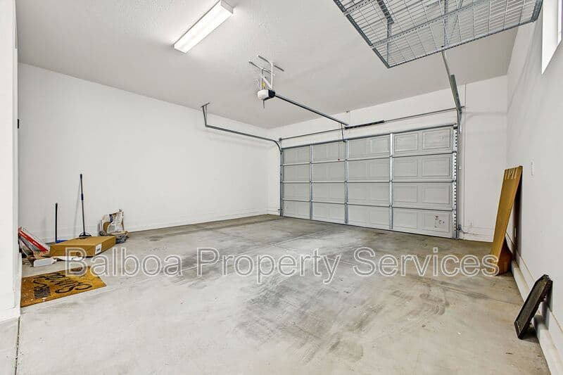 Queen Creek House: 20547 E Via De Colina