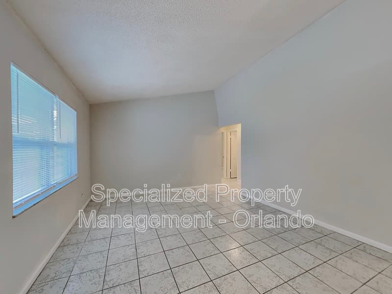 Altamonte Springs House: 600 Stanford Dr