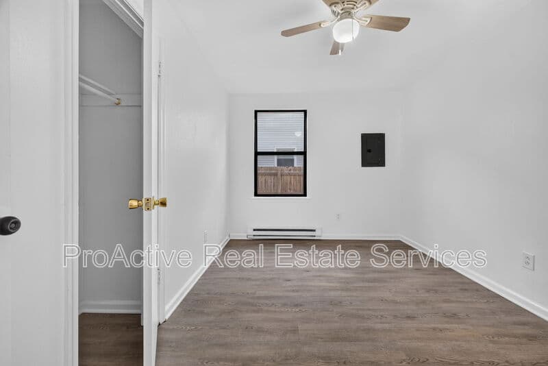Norfolk Condo: 1436 Picadilly Street - E