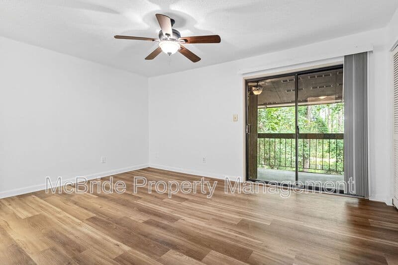 Martinez Townhome: 3506 Prestwick Drive