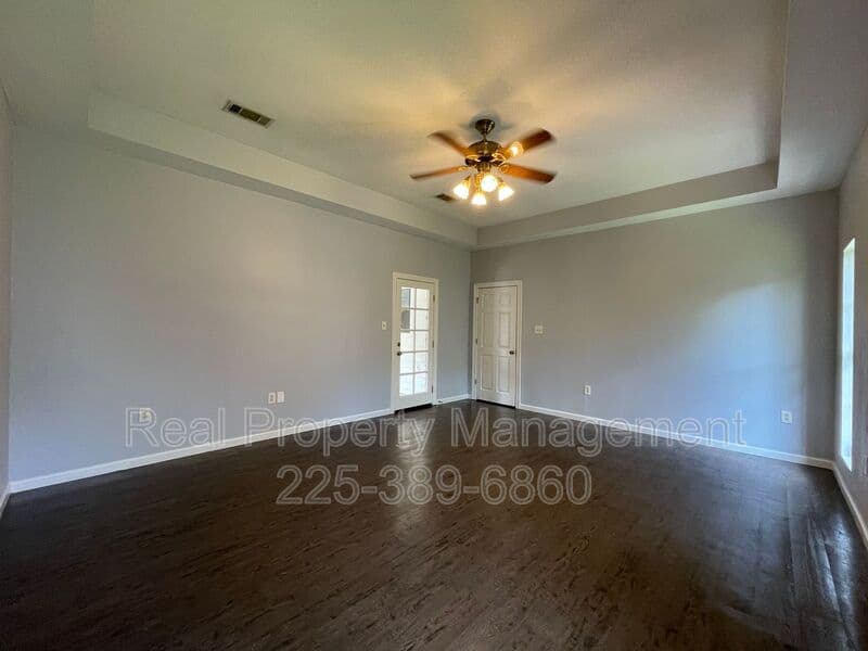 Denham Springs House: 25491 Plantation Ave.