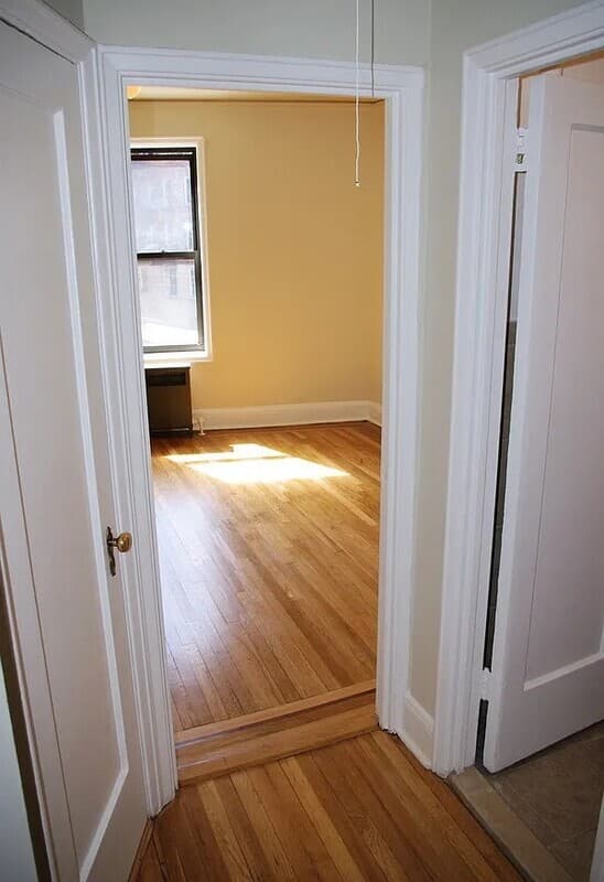 Bronx Condo: 3875 Waldo Ave
