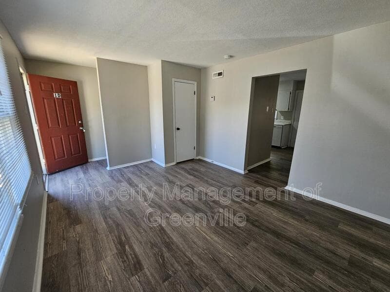 Greenville Condo: 6526 White Horse Rd