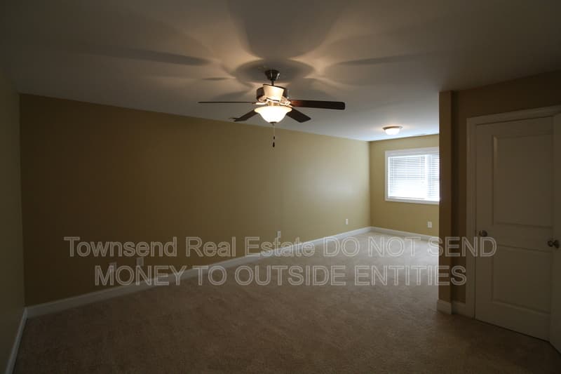Fayetteville House: 2210 Westdale Dr