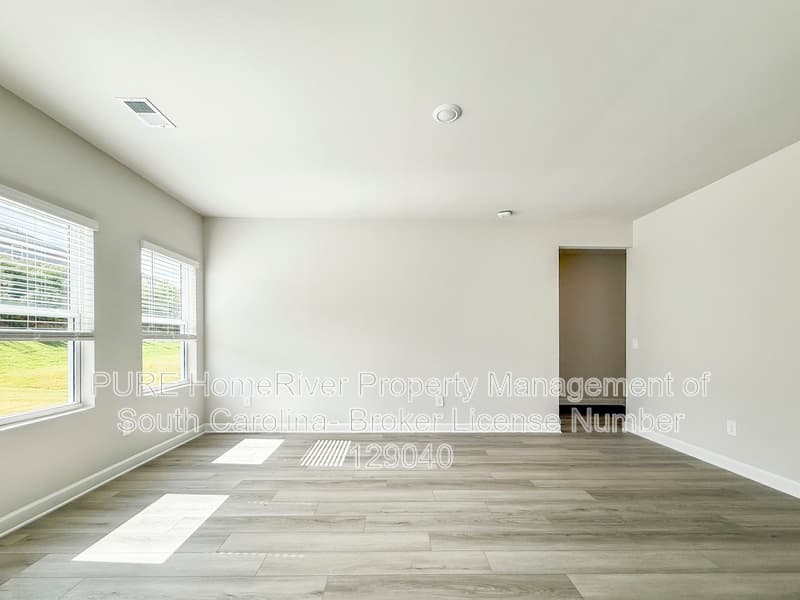 Moore House: 1513 Switchback Cir