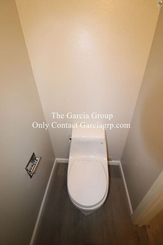 Portland Condo: 1443 SW Montgomery St