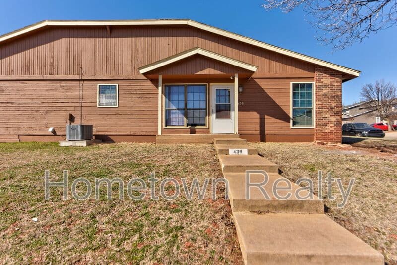 Oklahoma City House: 436 NE 115th Street