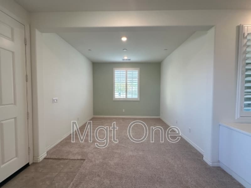 Riverside House: 16623 Key Lime Boulevard