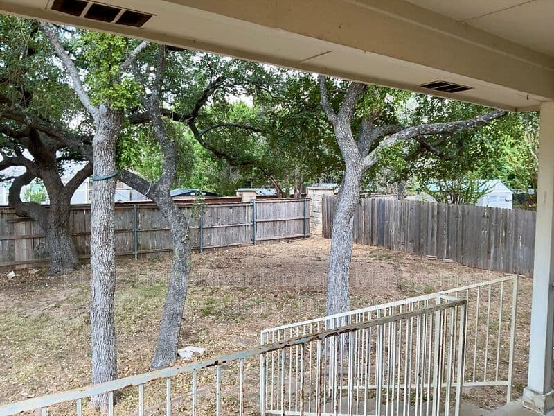 Round Rock House: 3590 Rock Shelf Ln.