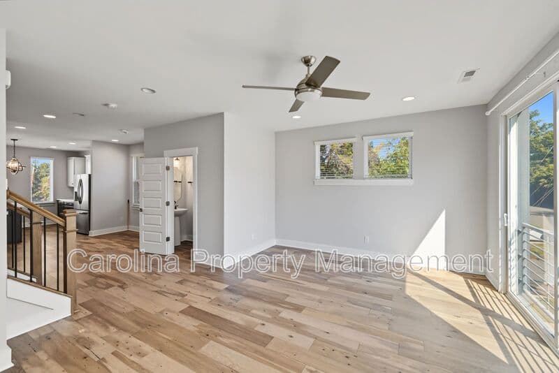 Charlotte House: 1245 Lomax Ave