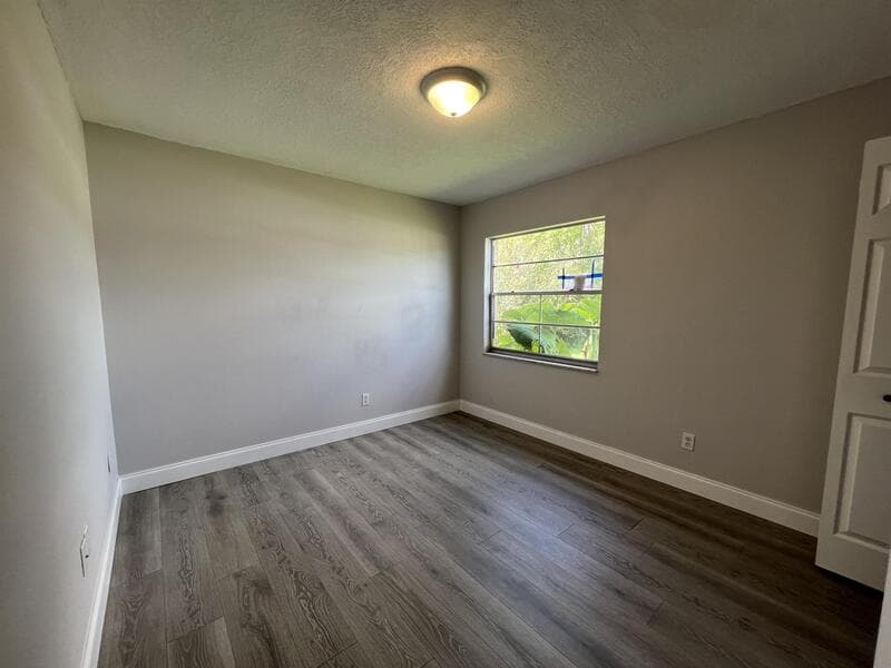 Orlando House: 1313 Summer Breeze Road