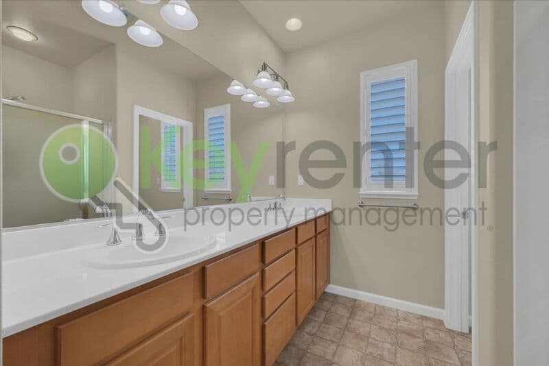 Orangevale House: 6123 Rolkingham Lane