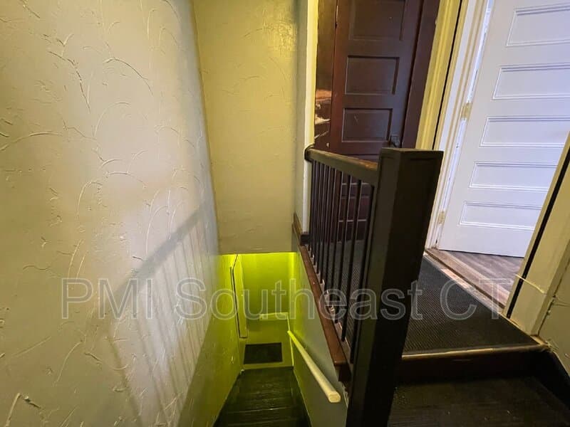 Plainfield Condo: 22 Railroad Ave