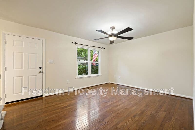 Woodbridge House: 5256 Sudberry Ln