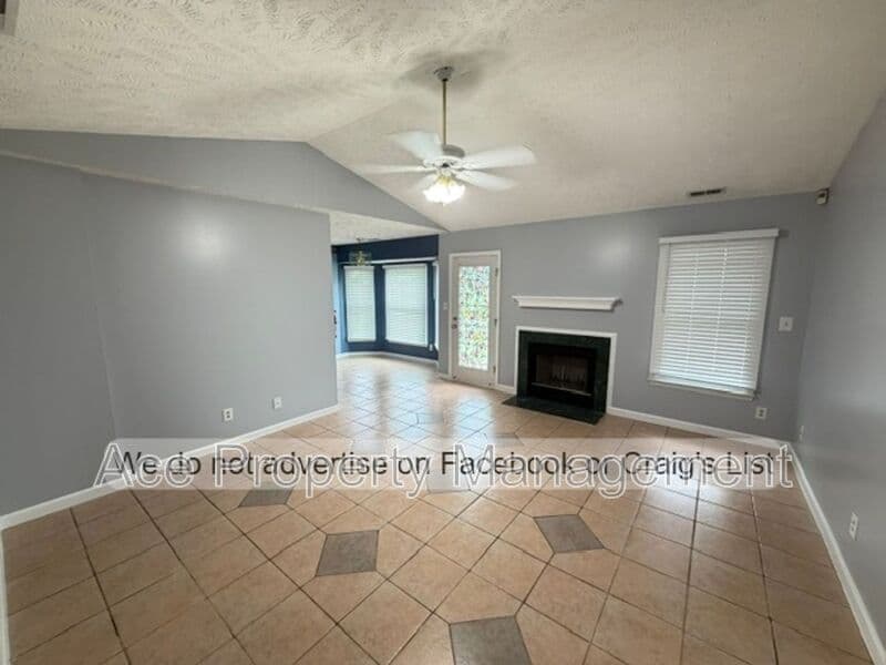 Raeford House: 108 Peregrine Place