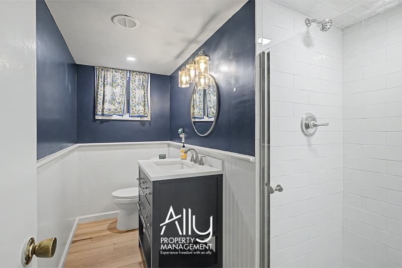 Charlottesville House: 102 Lancaster Court