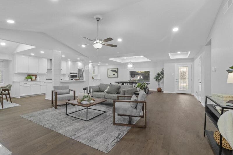 Dallas House: 3212 Altman Drive